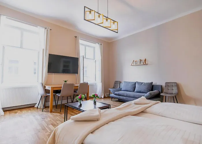 Apartamento Cozy & Friendly 2br Near Attractions