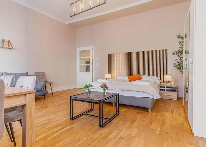 Apartamento Cozy & Friendly 2br Near Attractions