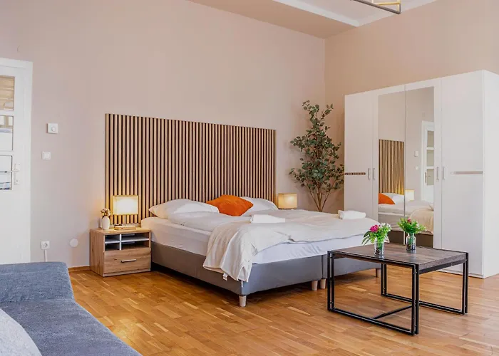 Cozy & Friendly 2br Near Attractions * Viena