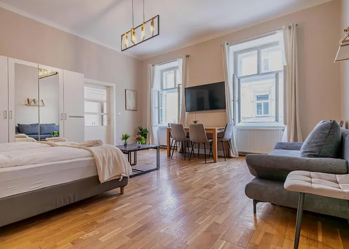 Cozy & Friendly 2br Near Attractions Viena