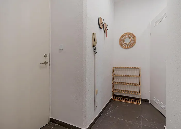 Cozy & Friendly 2br Near Attractions Apartamento *